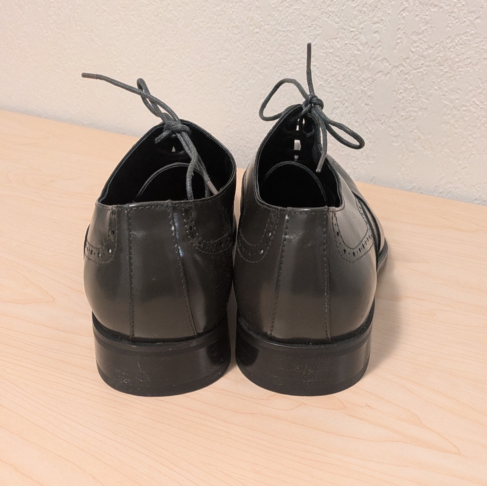 Zota Classic Grey Men's Leather Dress Shoes - Picture 4 of 9